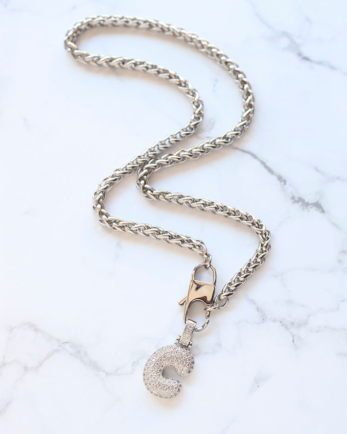 Collana Crystal con iniziale bombata Strass