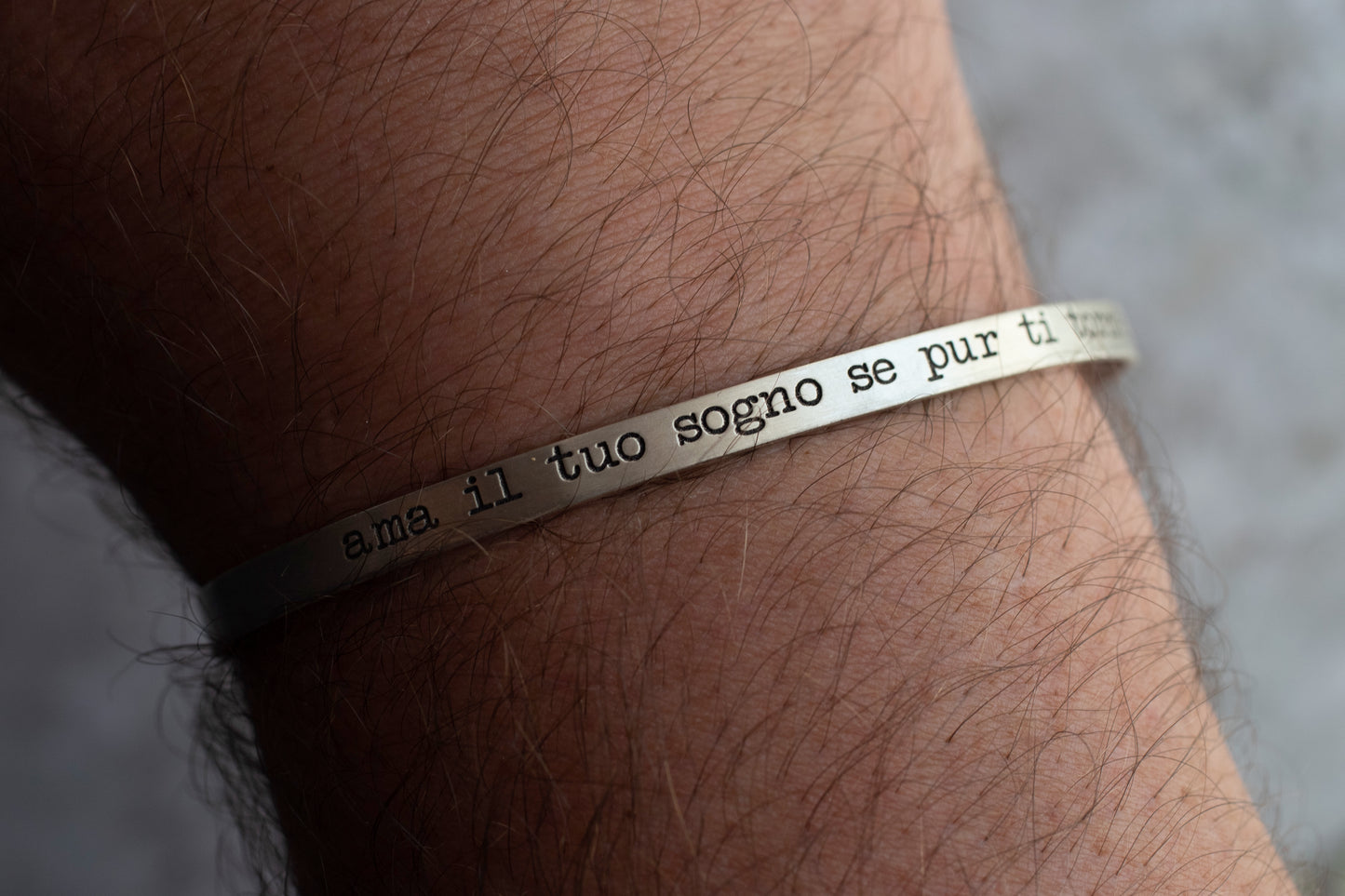 BRACCIALE RIGIDO