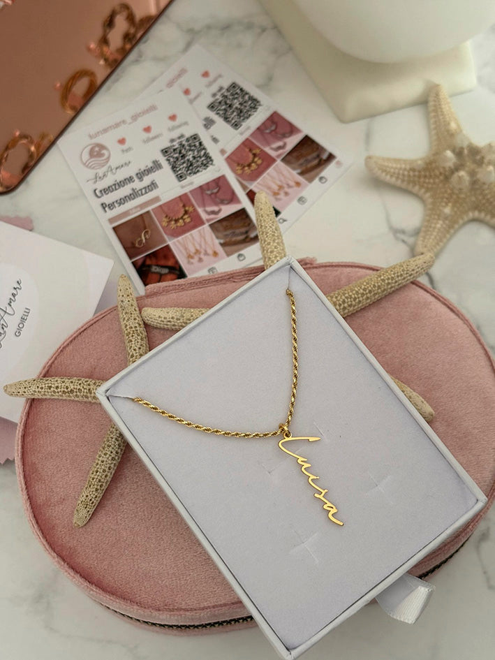 Collana Corda con Nome Verticale